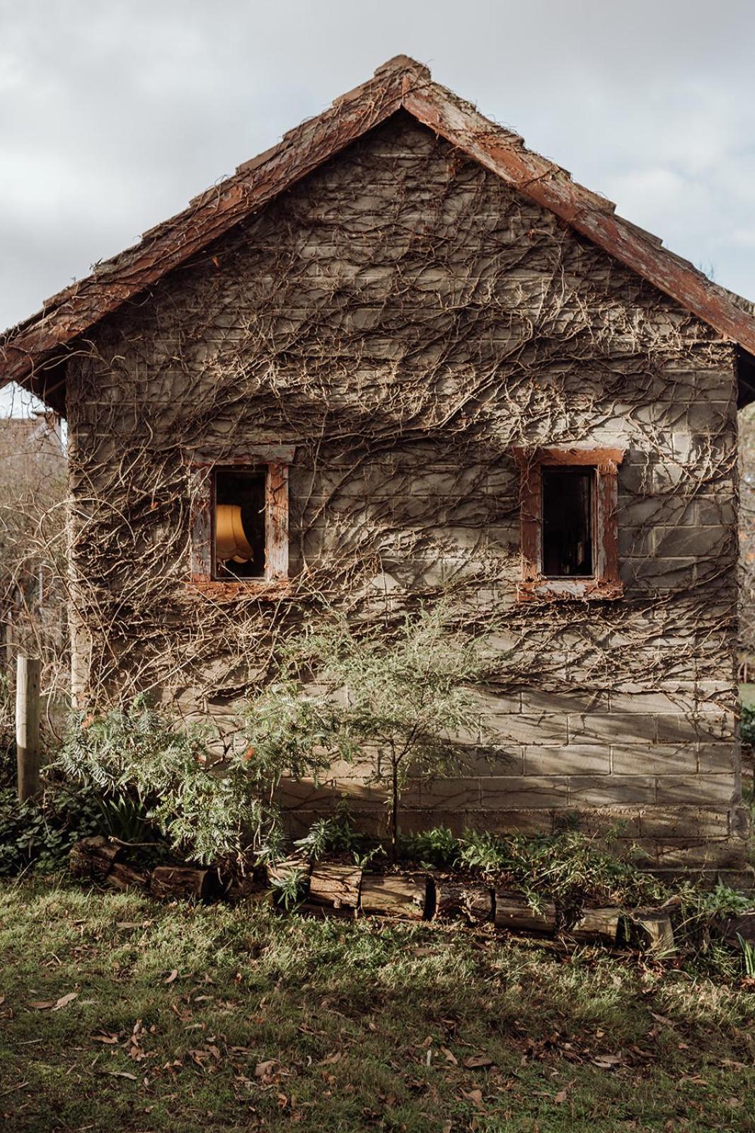 Hideaway Farmlet Romantic With Miniature Goats Farm stay